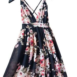 Mind Code Boho Plunge Strappy Open Back Floral Maxi Dress Size Small